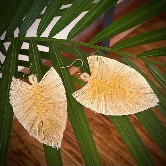 Macrame feathers earrings J. Cruz Hand made w love - Picture 6 of 13